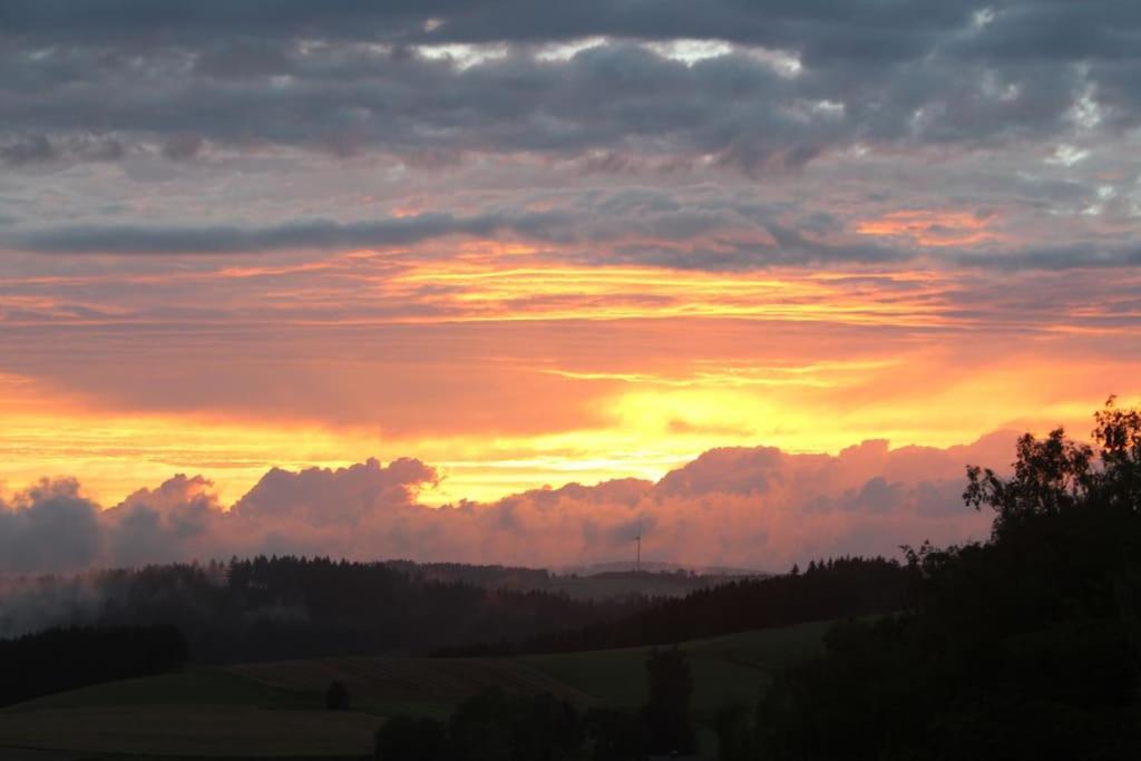 Komfort-Ferienwohnung Auf Der Eulenburg Grafengehaig Buitenkant foto