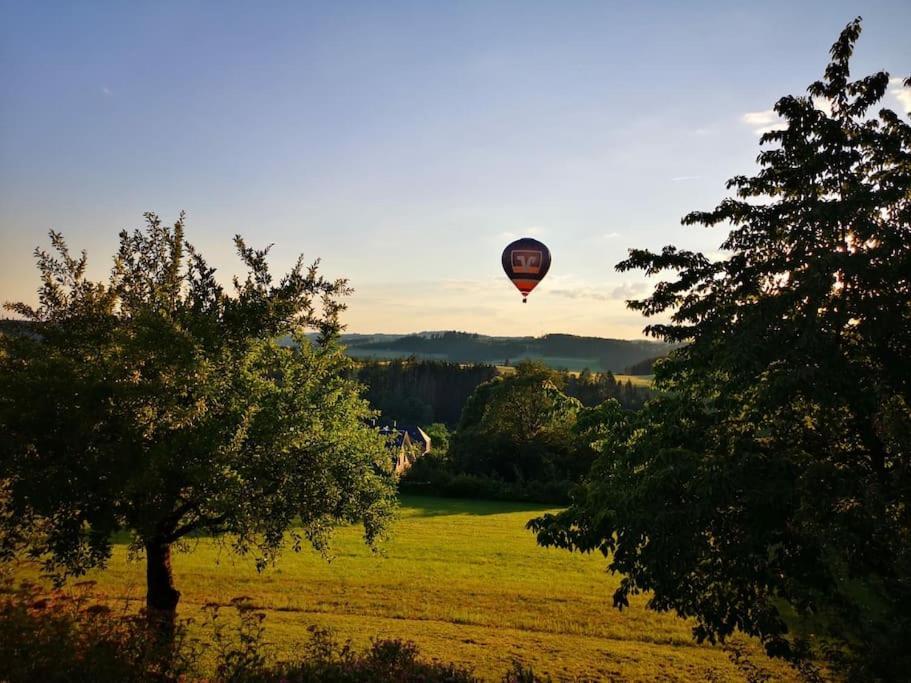 Komfort-Ferienwohnung Auf Der Eulenburg Grafengehaig Buitenkant foto
